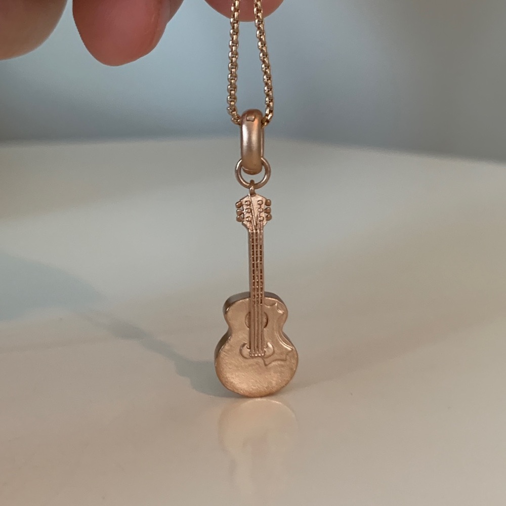 BRAND NEW ✨ Kendra Scott Rose Gold TN Necklace